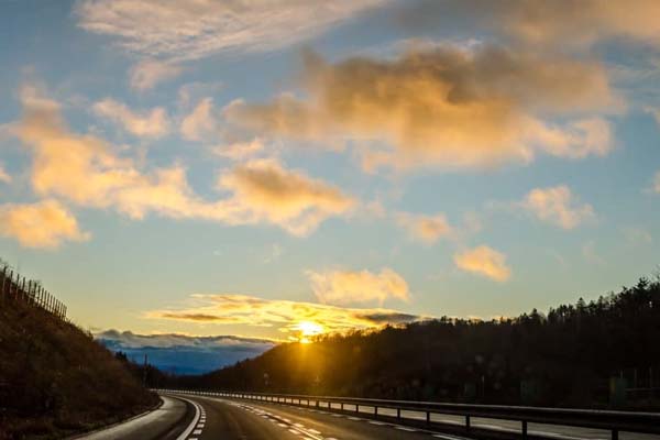 札幌から日帰りで！北海道各エリアの定番観光スポットまでの道のりや行き方まとめ
